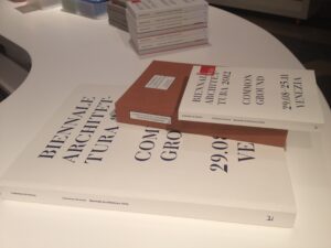 Venezia Updates: libri, app ed ebook. L’ampia scelta editoriale offerta dalla Biennale agli archlovers