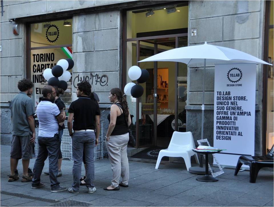 Design a KM0. Che fa rima con impresa. A Torino Il contest Prodotti Tipici Industriali invita professionisti e studenti a ideare una cucina social