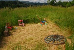 Mito, Arte e Gioco, in un Bosco Magico. Natura come scenografia, musica come terapia: in Liguria per il nuovo workshop alla Cascina Granbego