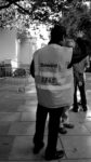 steward dà indicazioni nei pressi di Piccadilly Circus foto Martina Federico Il fascino dell’urban backstage. Anche alle Olimpiadi: live from UK un reportage fotografico sulla Londra che trasfigura per l’evento