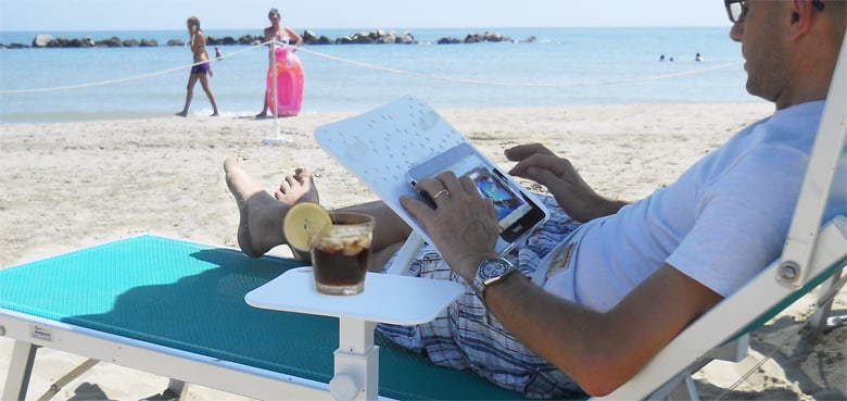 Ferragosto? Ecchisseneimporta! Ormai tutti i lettori leggono da dovunque, con tablet e smartphone. E Artribune non si ferma. Mai