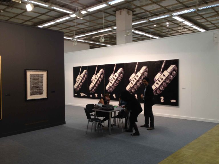 Art Moscow 2012 16 Alla fiera dell’Est. Un tempo, forse: ormai Art Moscow è spazio internazionale, diventa biennale e si circonda della sua Art Week. E noi abbiamo una carrellata di immagini da farvi vedere