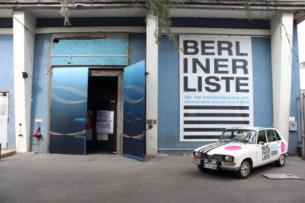 La Berliner Liste? Fiera collaterale, e si vede. Che paga sabotaggi e sgarbi con altri eventi, e si salva con lo spazio open per gli artisti indipendenti