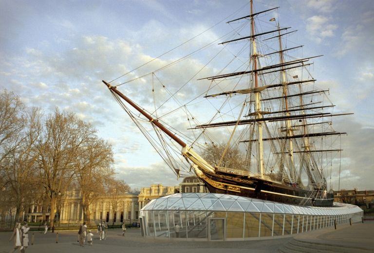 Cutty Sark Trust low Il premio più cattivo, per l'architettura più brutta. Londra assegna a Nicholas Grimshaw il BD Carbuncle Cup. Merito della sua Cutty Sark, nave imperiale parzialmente in bottiglia