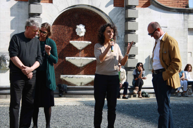 IMG 8507 Il tempo? Non per forza una questione cronologica. Roman Signer lo misura con getti di vapore, rinunciando alle lancette. Una nuova opera per il Lanificio Zegna, a Trivero