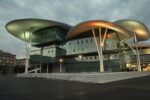 Massimiliano e Doriana Fuksas Tbilisi Public Service Hall foto Public Service Hall 2 Undici petali per Tbilisi. Freschi dei successi francesi, Massimiliano e Doriana Fuksas volano nella capitale georgiana per inaugurare il Public Service Hall