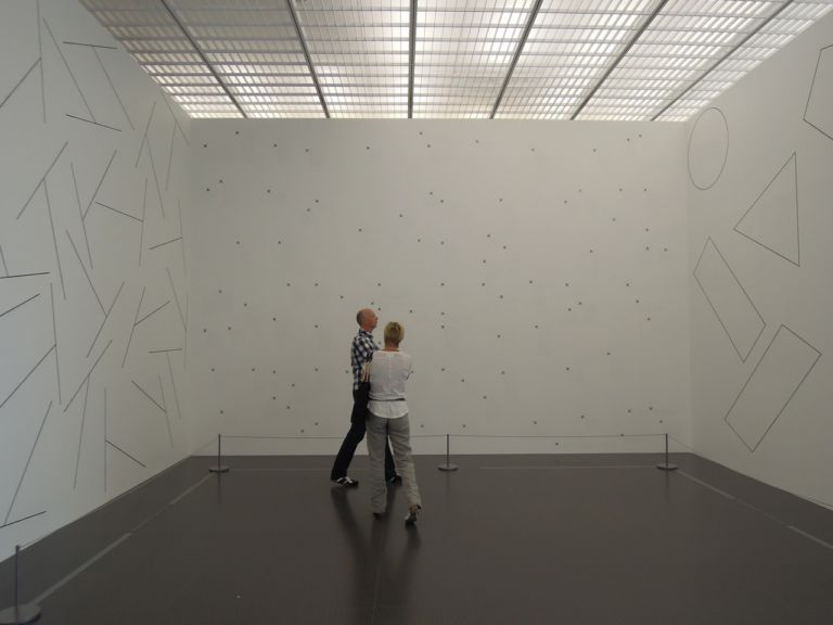 Sol LeWitt Dessins muraux de 1968 à 2007 veduta della mostra presso Centre Pompidou Metz 2012 1 LeWitt a Metz. Omaggio a un grande compositore