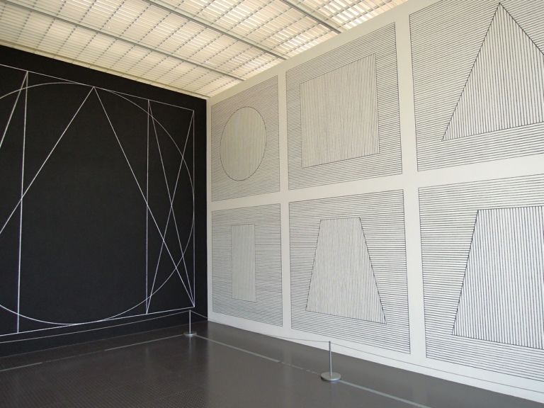 Sol LeWitt Dessins muraux de 1968 à 2007 veduta della mostra presso Centre Pompidou Metz 2012 3 LeWitt a Metz. Omaggio a un grande compositore