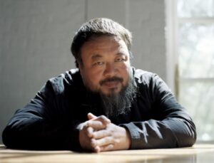 Art Digest: Rothko, ma che bel Ready Made. Ai Weiwei preso per il portafogli. Più lusso, meno libri, Pinault vende FNAC e La Redoute