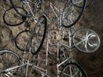 Ai Weiwei Very Yao Galleria Continua San Gimignano foto Valentina Grandini 1 Ma c’entreranno 760 biciclette su un palcoscenico? Sì, alla galleria Continua di San Gimignano ce le ha messe Ai Weiwei, ecco il reportage fotografico