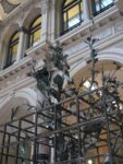 Alik Cavaliere un dettaglio Intesa Sanpaolo lancia la fase due: Gallerie d’Italia apre il Cantiere del ‘900; mentre Milano si vede Berlino e sogna la sua Museumsinsel