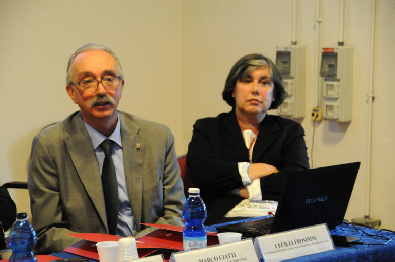 Conferenza Stampa Marco Ciatti e Cecilia Frosinini Dietro la quinte di un capolavoro. Presentati a Firenze i primi risultati del restauro de L'Adorazione dei Magi di Leonardo, tanti dettagli nella fotogallery