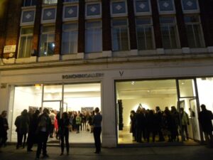 London Updates: antipasto all’italiana per Frieze, con Ronchini che celebra Conrad Marca-Relli, doppiando l’opening con la Vigo Gallery. Fotoreport nella gallery…