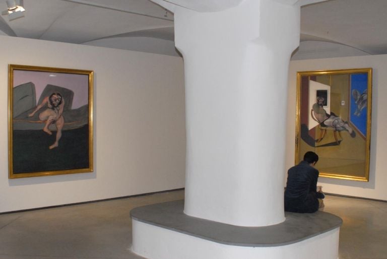 Francis Bacon e la condizione esistenziale nell arte contemporanea CCCS Firenze ph. Sergio Biliotti 2 Continuano le grandi anteprime su Artribune. È la volta di Firenze, con l’opera di Francis Bacon & “allievi” che approda alla Strozzina. Per voi, una prima fotogallery