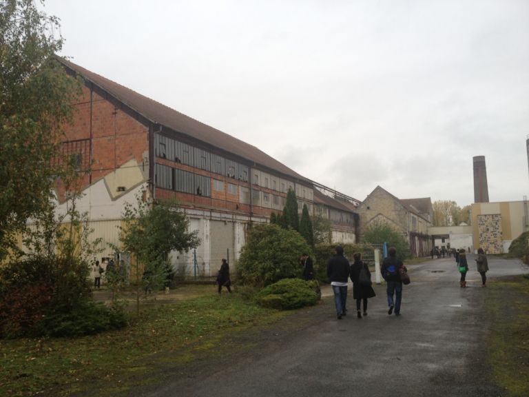 Galleria Continua Le Moulin 8 Paris Updates: inaugurazione campagnola per la Galleria Continua francese. Spazi incredibili e opere di livello. In Italia? Sarebbe semplicemente impossibile