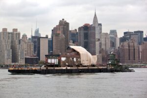 Art Digest: piove sull’arte newyorkese. Matthew Barney e la nave Mailer. Frigoriferi svizzeri, ovvero bunker militari