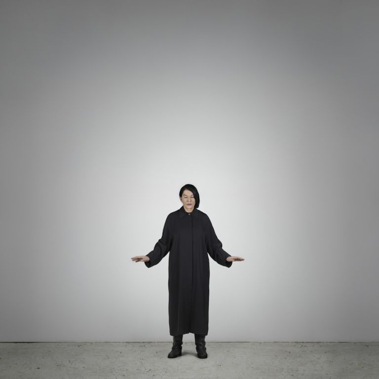 Marina Abramović – Measuring Body Heat B from the series With Eyes Closed I See Happiness 2012 – Courtesy Marina Abramović Per chi ama la Marina! Abramović, naturalmente. Due giorni a Vienna per una full immersion catartica, un viaggio nel corpo e nell’anima dell’artista, transitando per la 50.Viennale