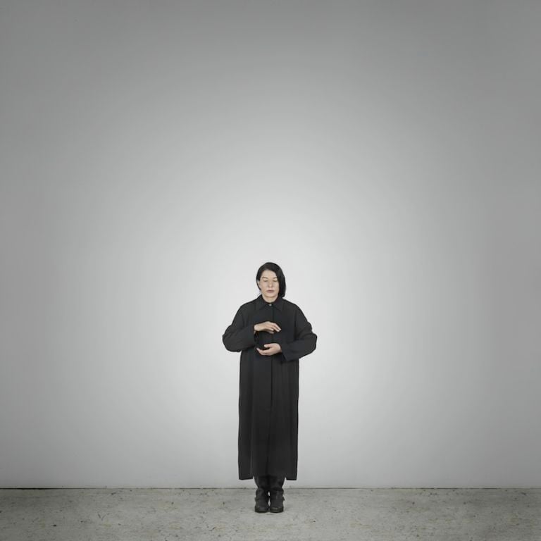 Marina Abramović – Holding Emptiness B from the series With Eyes Closed I See Happiness 2012 – Courtesy Marina Abramović Per chi ama la Marina! Abramović, naturalmente. Due giorni a Vienna per una full immersion catartica, un viaggio nel corpo e nell’anima dell’artista, transitando per la 50.Viennale