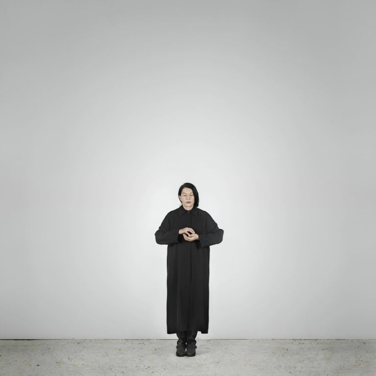 Marina Abramović – Holding Emptiness C from the series With Eyes Closed I See Happiness 2012 – Courtesy Marina Abramović Per chi ama la Marina! Abramović, naturalmente. Due giorni a Vienna per una full immersion catartica, un viaggio nel corpo e nell’anima dell’artista, transitando per la 50.Viennale