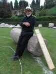 Michelangelo Pistoletto alle Terme di Caracalla Dalla moda milanese all’antichità imperiale. Transfert vertiginoso per Il Terzo Paradiso di Pistoletto, che approda a Roma alle Terme di Caracalla: ecco le foto esclusive del backstage con Michelangelo a lavoro