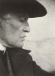 edvard munch self portrait with hat right profile 2 0 Munch il fotografo. Tagli inediti a Londra
