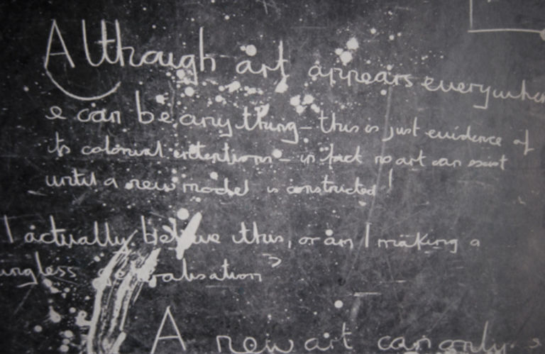 6.Art appears everywhere.sm Otto ore a Palazzo Isimbardi insieme al pubblico. A Milano David Goldenberg ci racconta la sua Post Autonomy. Una lunga performance, promossa da Glenda Cinquegrana