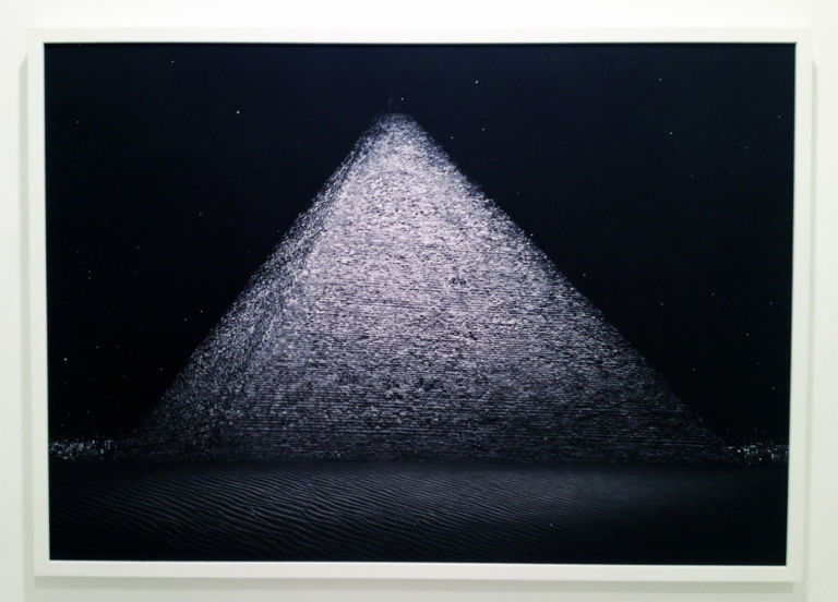 Daydream Piramide di Caio Cestio 2007 D print on rag paper. Valentina Bonomo Gallery Irene Kung: la magia dell'immanenza