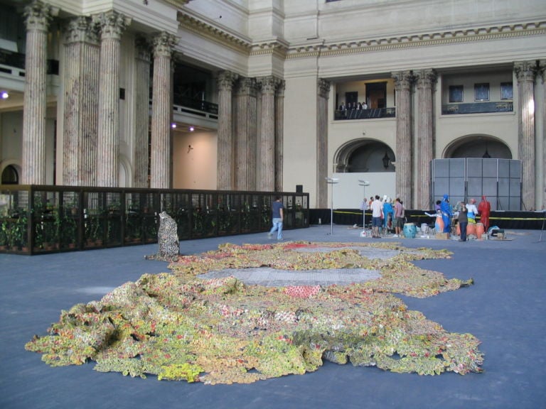 El Anatsui Anche Montevideo ha la sua Biennale