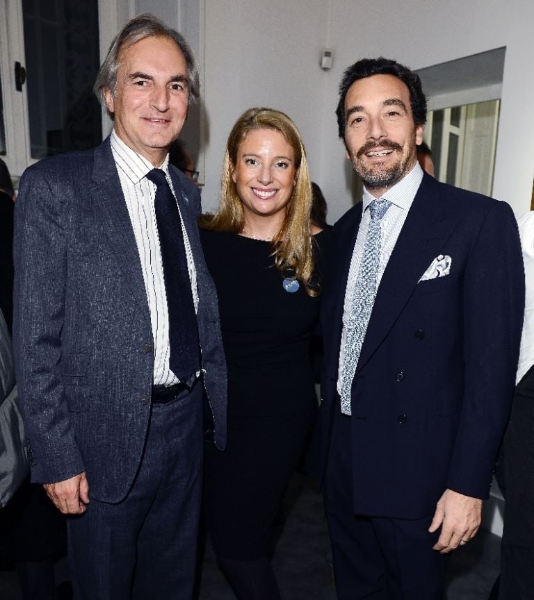 L’opening di Artcurial Milano foto Daniele Venturelli Francis Briest Gioia Sardagna Ferrari Felice Rusconi L’approdo a Milano, quello vero, di Artcurial. Dopo gli uffici di rappresentanza, la casa d’aste francese inaugura la sede a Palazzo Crespi: ecco le immagini dell’opening