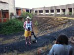 Marc Augé a Giarre per le riprese di Incompiuto Siciliano di Alterazioni Video Dopo Isaac Julien, gran finale a Lo schermo dell’arte. Tra soap-opera, spaghetti western e trilogie metropolitane, ecco i premiati del Festival fiorentino