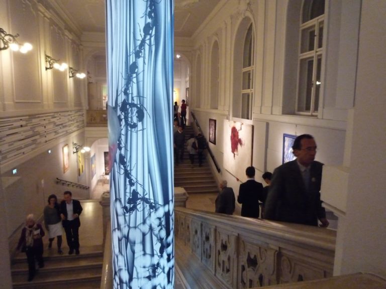 Palais Dorotheum inaugurazione della Vienna Art Week 2012 – Foto FTT 3 Sull’autunno caldo di Vienna piomba l’Art Week, che fa convergere uomini, mezzi e idee, nel punto convenuto. Il futuro, o quasi. Nel frattempo, è qui la festa? Non troppo…