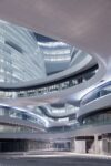 Zaha Hadid Galaxy Soho Pechino foto Iwan Baan 11 Pensato–disegnato-realizzato, tutto in 30 mesi. Può accadere solo in Cina: ecco le immagini del Galaxy Soho, l’ultimo gioiello di Zaha Hadid a Pechino