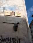 image0082 Milano, corso di Porta Ticinese contro il degrado di tag e graffiti. Arte urbana sulle saracinesche, provando a reinventare il quartiere. Con ironia