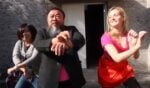 weiwei gangnam 784x0 Anish Kapoor si mette a ballare il rap. Sulle note di Gangnam Style. Déjà vu? Sì, perchè il primo ramake polemico-parodistico lo aveva firmato Ai Weiwei. Censurato, naturalmente...
