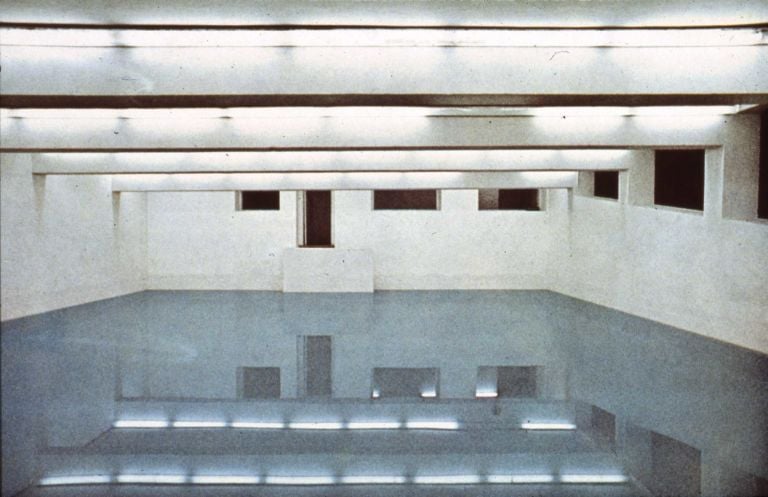 Allagamento de LAttico di via Beccaria chiusura della galleria garage 1976 Attico con vista. La Roma di Fabio Sargentini