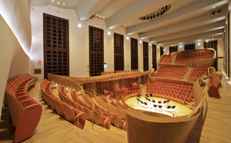 Auditorium Museo del Violino 1 Abbiamo un’eccellenza, valorizziamola. Nuovi passi di Cremona verso il futuro Museo del Violino: ecco le immagini dell’Auditorium Giovanni Arvedi