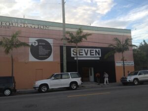 Miami Updates: Seven, la fiera non fiera che ti sorprende. Sette gallerie in un capannone di Midtown. Alta qualità e buone idee per la terza edizione