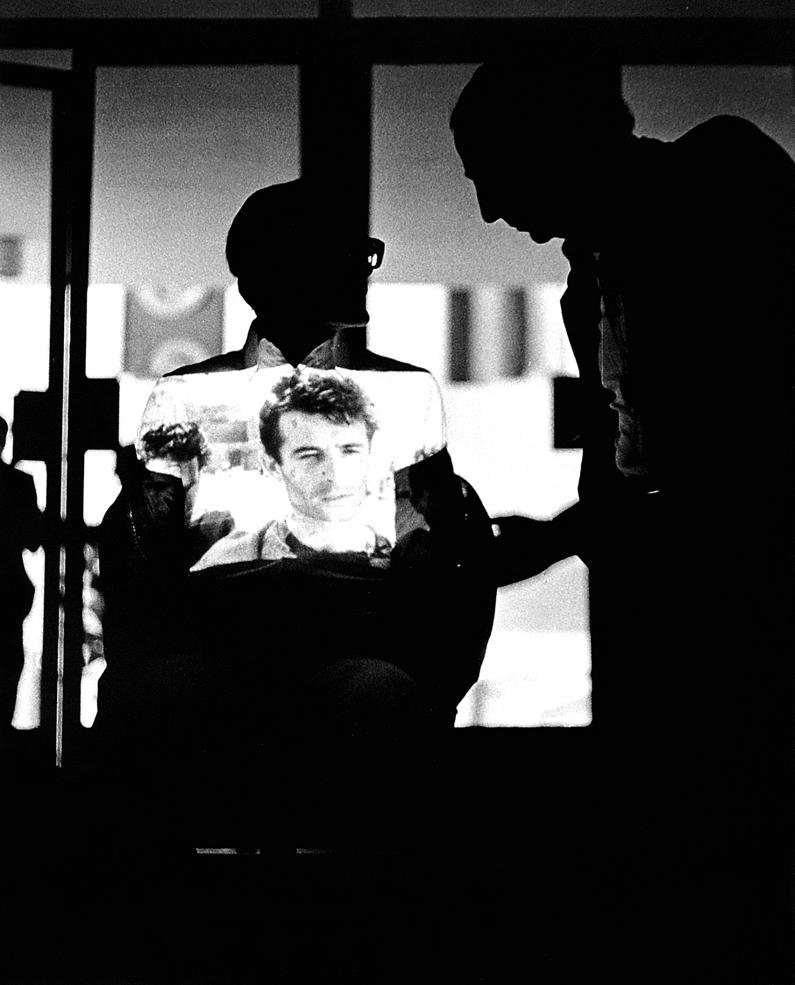 Pier Paolo Pasolini schermo umano per lo stesso Pasolini. Il MoMA PS1 gli dedica una retrospettiva, ed il fiore all’occhiello è la performance “Intellettuale” di Fabio Mauri