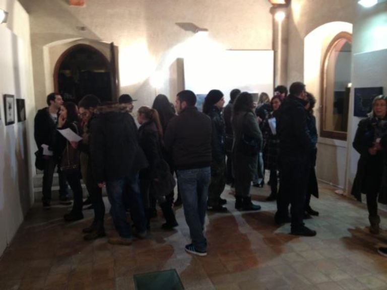 L’Isola dei Morti Cagliari Sala della Torretta all’Exmà 7 Arnold Bocklin, oggi. A Cagliari diciassette artisti rileggono L’Isola dei Morti: come, lo lasciamo giudicare a voi, con immagini e video dall’inaugurazione della mostra