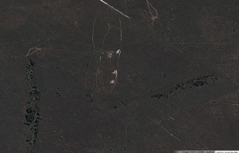 Lopera vista da Google earth Valerio Berruti via satellite. Doppio progetto dell’artista in Sudafrica, con una megainstallazione visibile dallo spazio: e qui in esclusiva trovate immagini e video