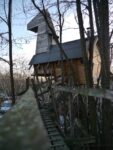 Sauna La Svezia alle porte di Milano. Tra grog e polpette l’atelier di Duilio Forte si anima per un fine settimana all’insegna dei tradizionali mercatini di Santa Lucia. E dell’arte: ecco la fotogallery dell’allestimento