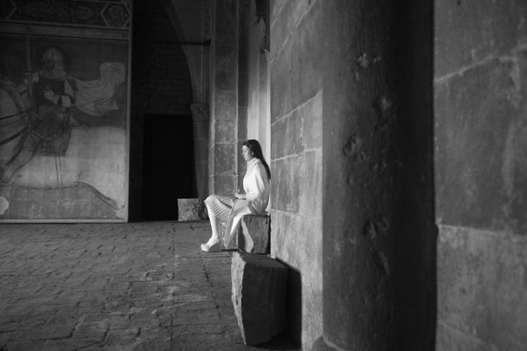 Sinfonia in Bianco minore basilica 006 Corpicrudi e Daniele Giunta, tutto il candore di un progetto insieme. Un evento speciale, a Bergamo, tra la basilica e la galleria. Le immagini (e qualche suono) da "Sinfonia in Bianco minore"