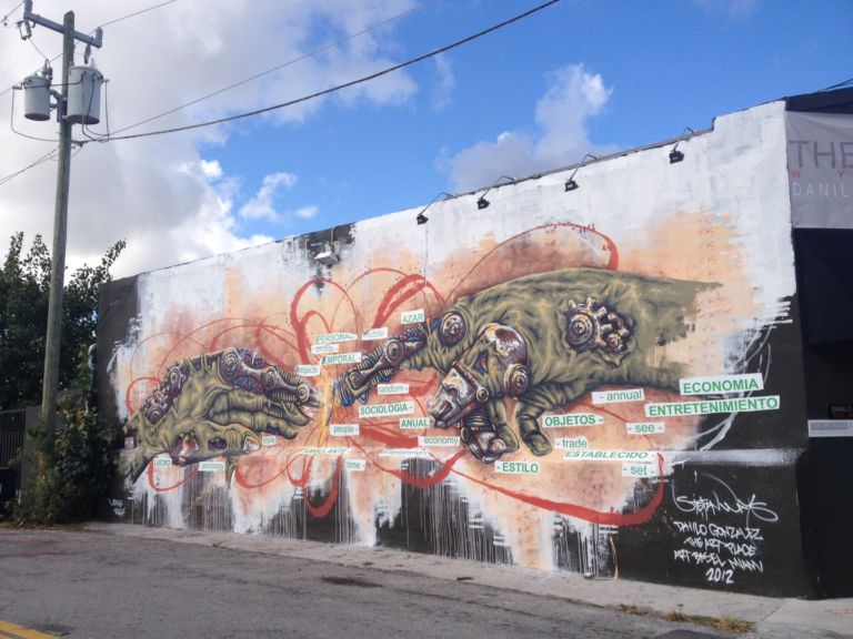 Wynwood Wall Miami 2012 34 Miami Updates: mille foto di una città diventata grazie ad una operazione intelligente capitale mondiale dei graffiti. Ciò che in Italia è ancora vandalismo, a Wynwood è strumento di riqualificazione urbana