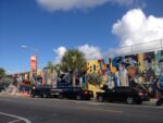 Wynwood Wall Miami 2012 40 Miami Updates: mille foto di una città diventata grazie ad una operazione intelligente capitale mondiale dei graffiti. Ciò che in Italia è ancora vandalismo, a Wynwood è strumento di riqualificazione urbana