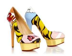 Edizione limitatissima, appeal indiscutibile. Le scarpe di Charlotte Olympia impazzano tra le signore trendy. E per la serie che omaggia la pittura contemporanea è subito boom