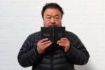 weiwei 2 Art Digest: occhio, Ai Weiwei: chi di libretto ferisce… Philippe Starck e lo yacht postumo per Steve Jobs. Affordable Art Fair, la “major” delle fiere d’arte