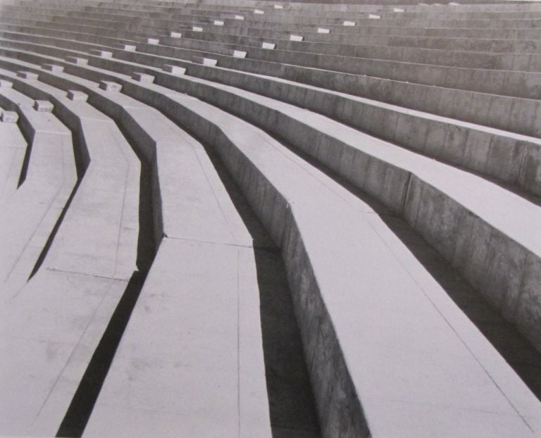 6.Tina Modotti Stadio di Città del Messico Messico 1926 Tina Modotti, il dogma e la passione