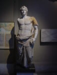 Alessandro Magno Art Digest: Iwona e il blockbuster conteso. Al museo, ma solo con le tette al vento. Cercansi visitatori di mostra, prezzo modico 8mila sterline