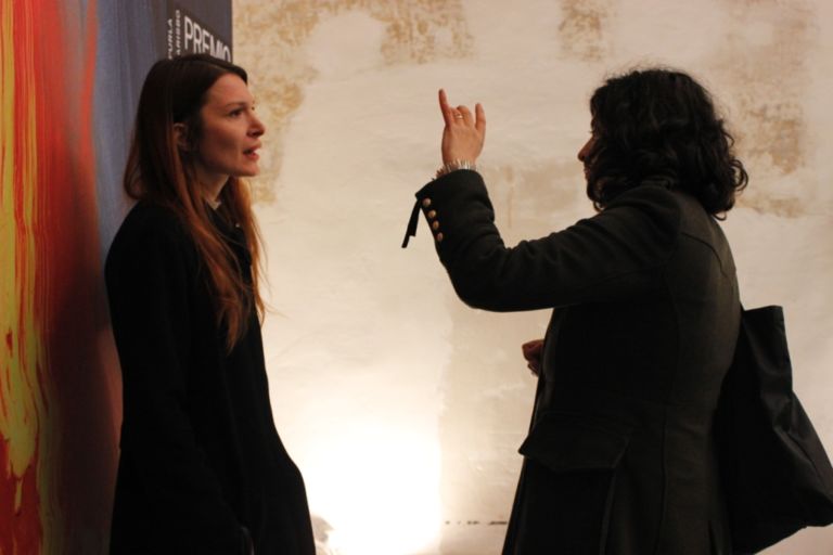 Chiara Fumai intervistata da Artribune Bologna Updates: orgogliosamente femminista. La pasionaria Chiara Fumai rilegge Valerie Solanas e vince il Premio Furla 2013. La fotogallery dalla premiazione a Bologna