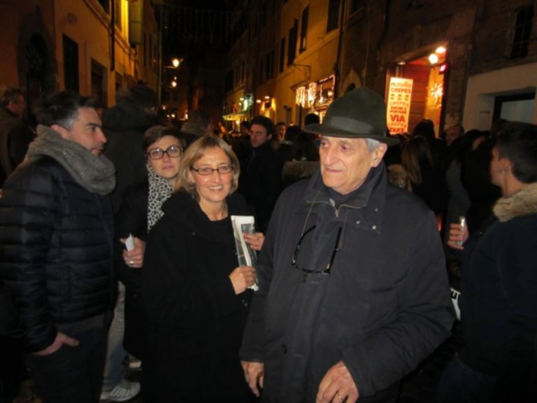 Opening Goldiechiari in Edicola Notte Carla Subrizi e Gianfranco Baruchello 11 gennaio 2013 L’immaginario magico, fra creatività e realtà. Goldiechiari protagoniste all’Edicola Notte di H.H. Lim, ecco la fotogallery dell’opening romano